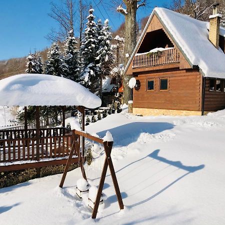 Villa Andrea- neakceptujeme mladé partie Terchová Esterno foto
