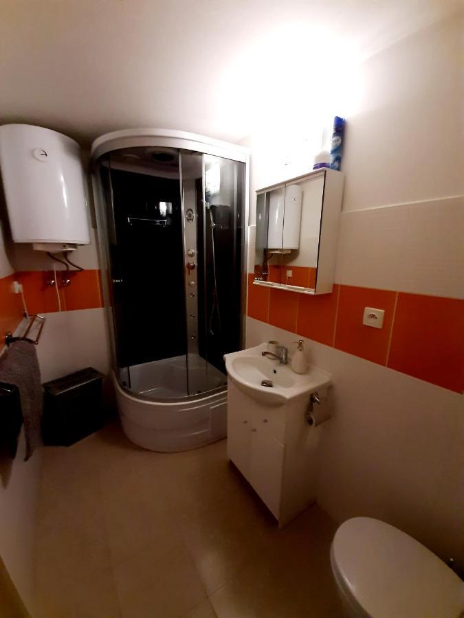 Villa Andrea- neakceptujeme mladé partie Terchová Esterno foto